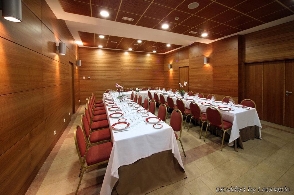 Hotel Azuqueca Асукека-де-Энарес Ресторан фото